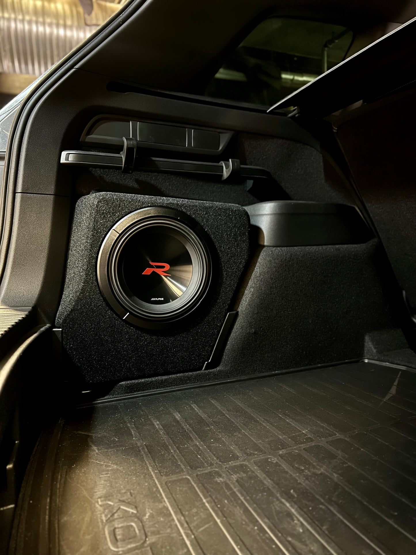 SKODA KODIAQ CUSTOM FIT SUBWOOFER