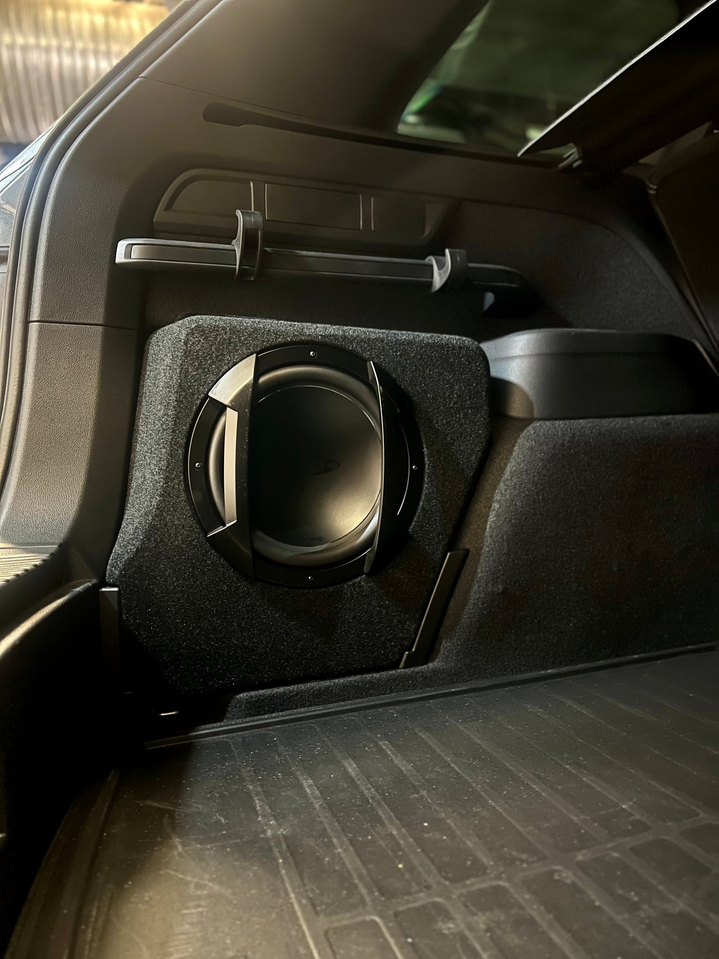 SKODA KODIAQ CUSTOM FIT SUBWOOFER